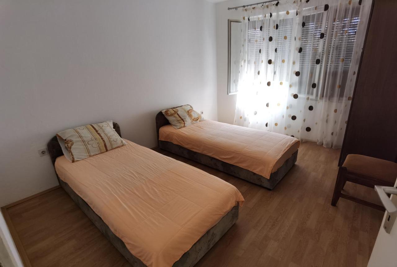 Nikolic Apartmani Bar Εξωτερικό φωτογραφία